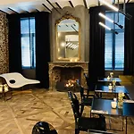 Hotel Landgoed Kasteel De Hoogenweerth 4*