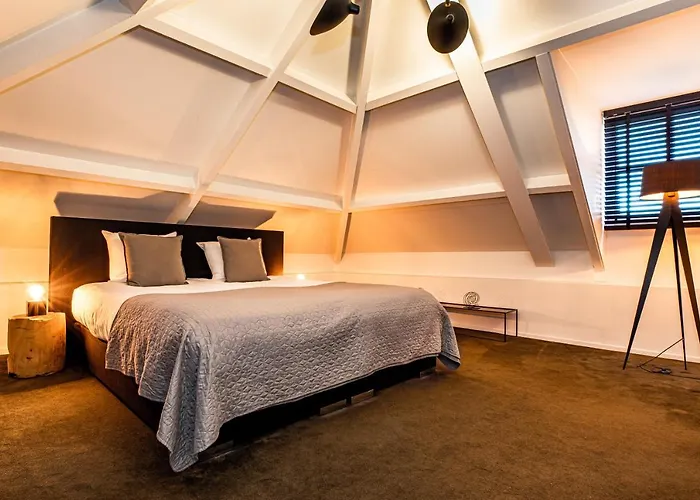 Landgoed Kasteel De Hoogenweerth 호텔