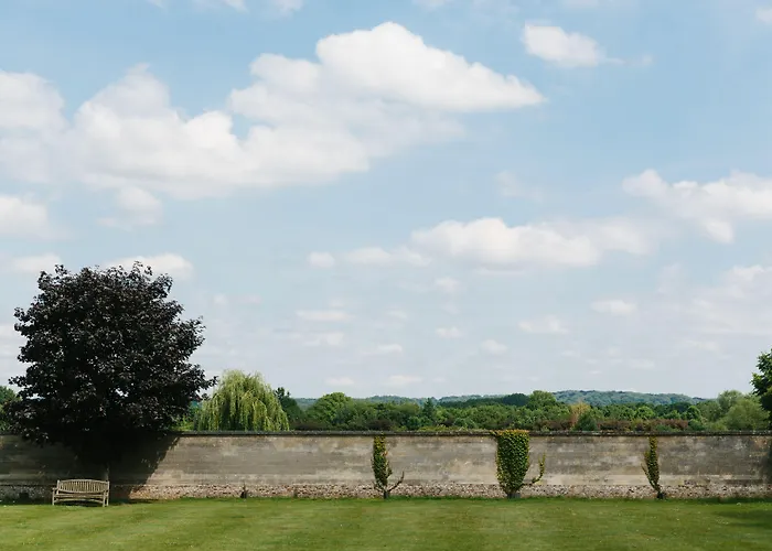 Landgoed Kasteel De Hoogenweerth 호텔 마스트리흐트