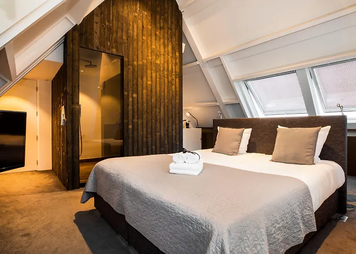 Landgoed Kasteel De Hoogenweerth 4*