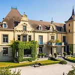 Landgoed Kasteel De Hoogenweerth 4* ماسترخت