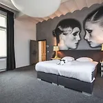 Landgoed Kasteel De Hoogenweerth ماسترخت