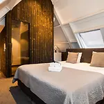 Landgoed Kasteel De Hoogenweerth 4*