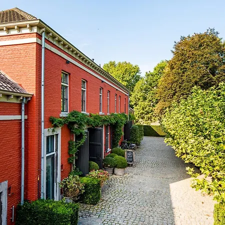 Landgoed Kasteel De Hoogenweerth 4* מאסטריכט