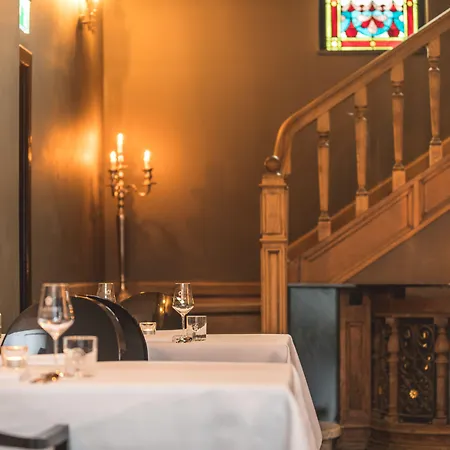 Landgoed Kasteel De Hoogenweerth Ξενοδοχείο 4*