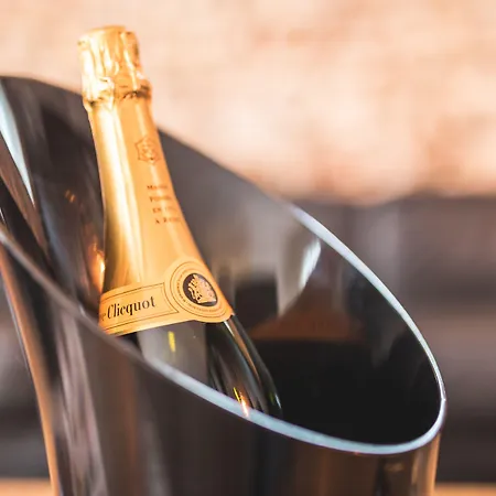 ホテル Landgoed Kasteel De Hoogenweerth