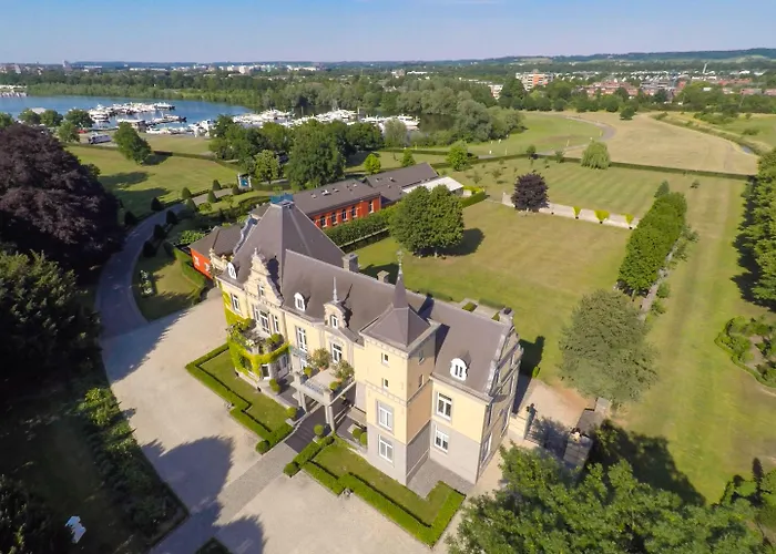 فندق Landgoed Kasteel De Hoogenweerth